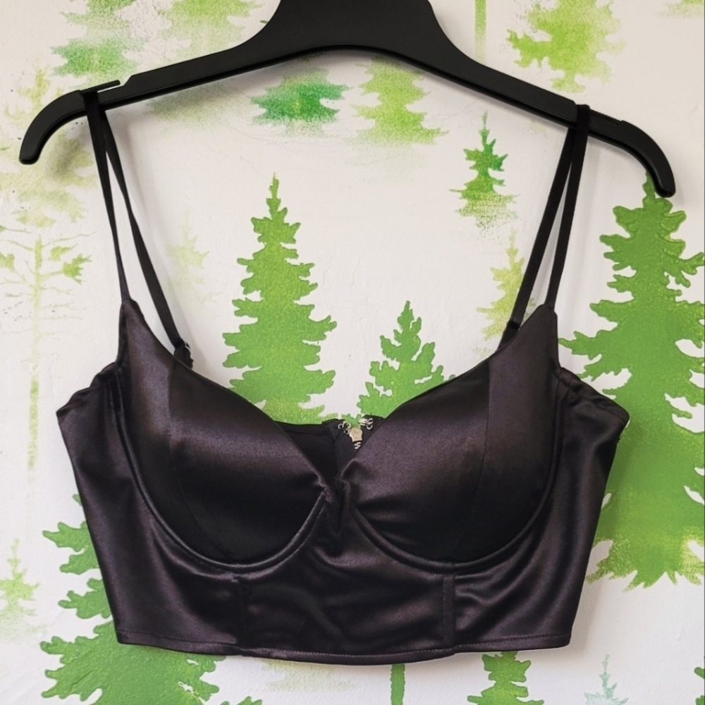 Black Structured Crop Top